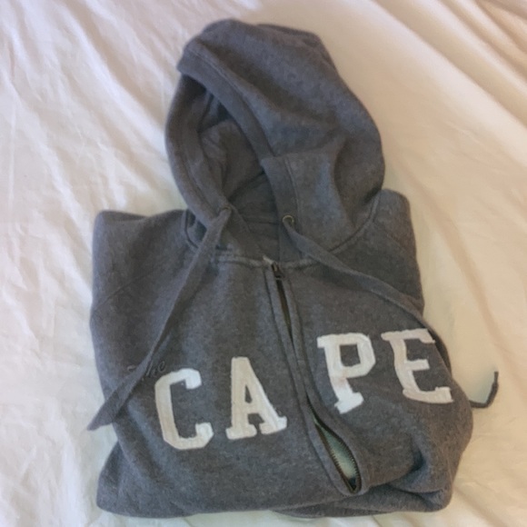 Variety of 14 hoodies - Picture 9 of 15
